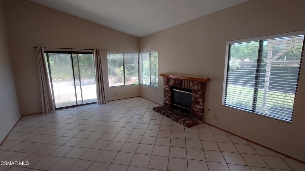 2500 Kensington Avenue - Photo 12
