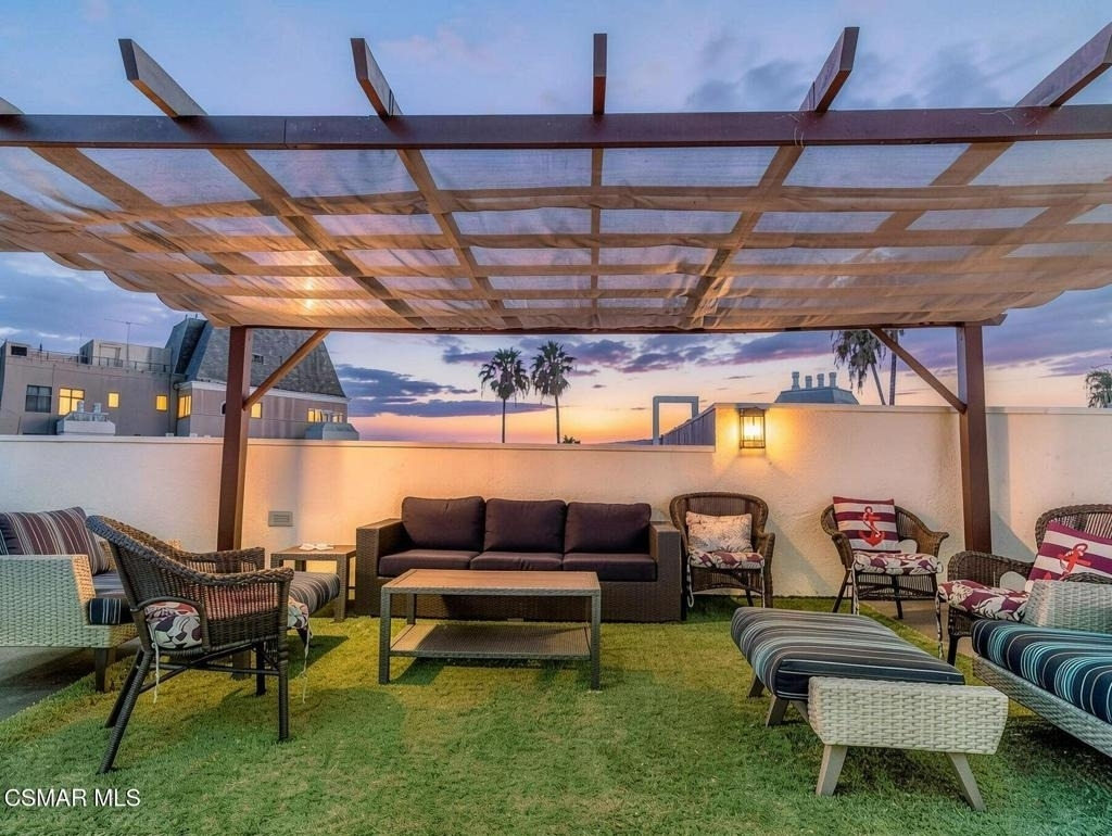 620 Gramercy Place - Photo 8