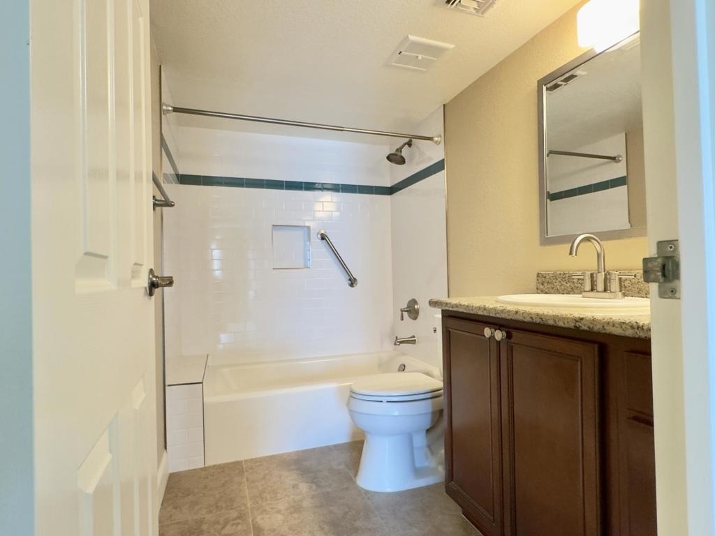 43376 Cook Street - Photo 4