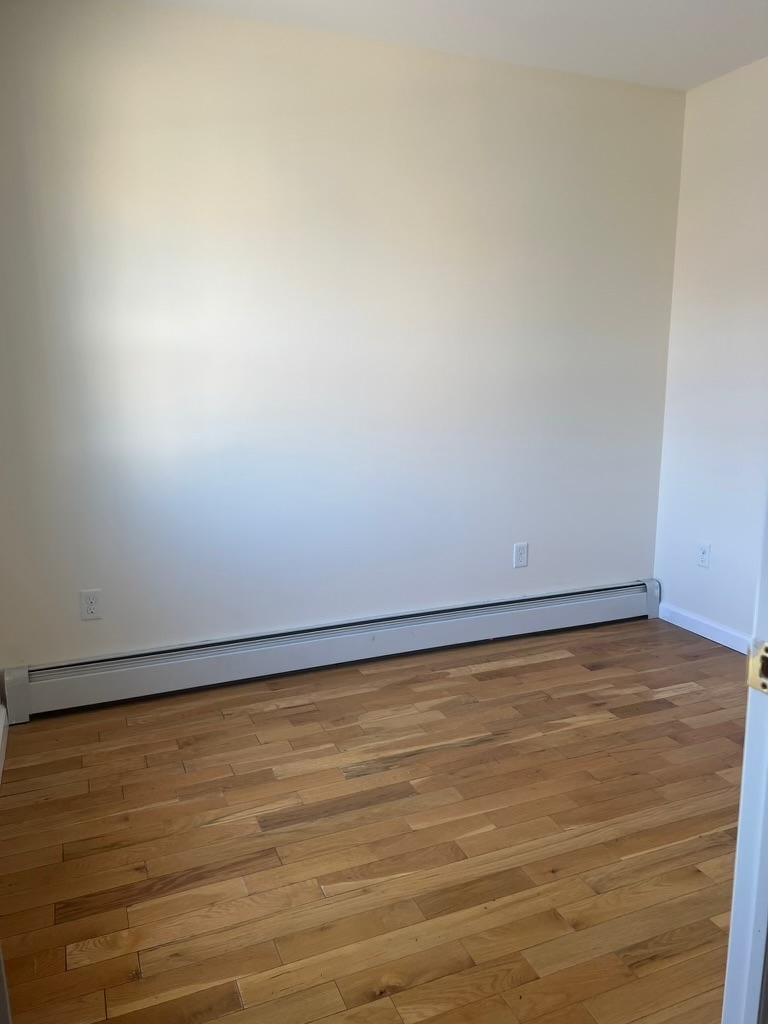 753 Elton Avenue - Photo 2