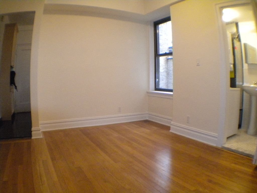 111 East 80th Street - Photo 10