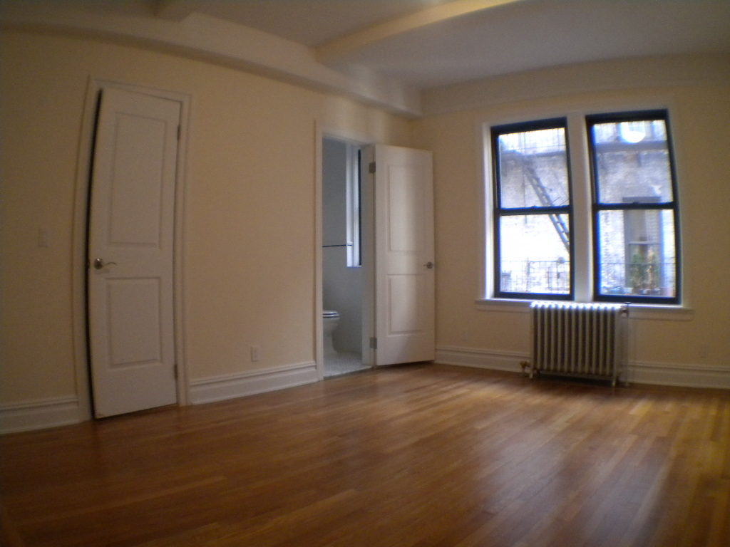111 East 80th Street - Photo 7