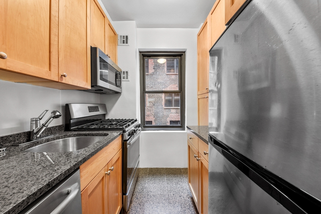 East 56th Street between 3rd & Lex - Photo 1