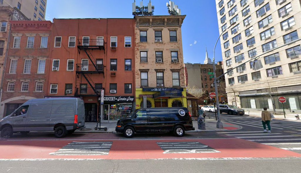 E 26th st & 2nd Avenue - Photo 0