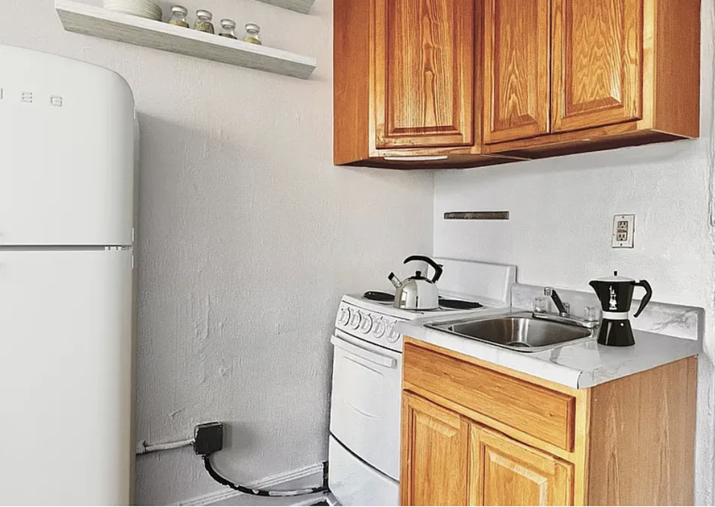 455 2nd Avenue - Photo 2