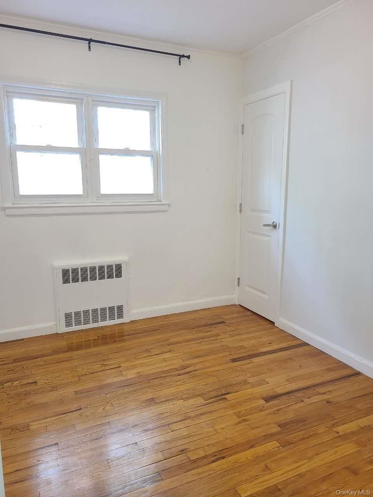 6473 Ellwell Crescent - Photo 2