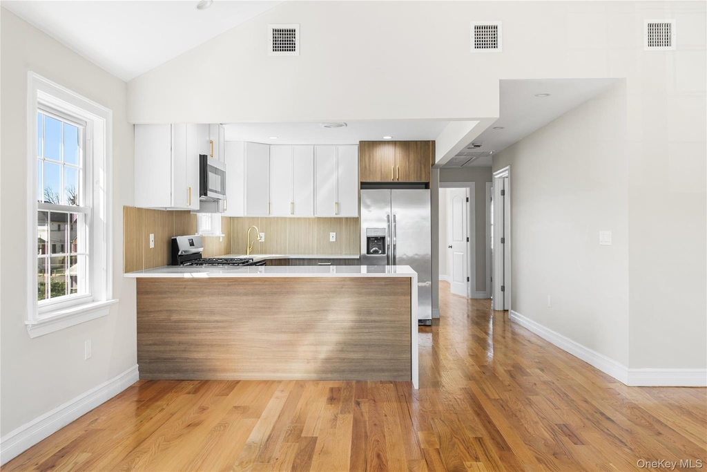 120-46 199th Street - Photo 5