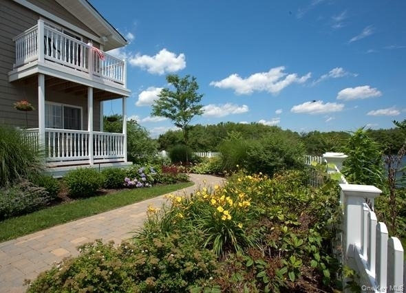 9 Willowbrook Road - Photo 2