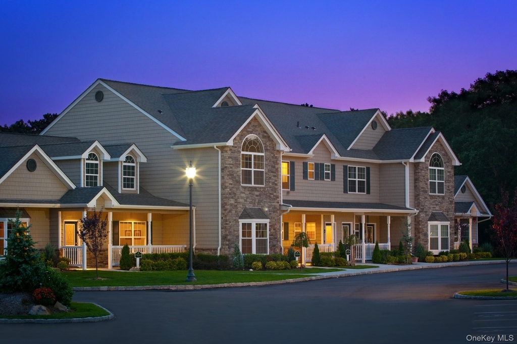 4 Fairfield Lane - Photo 0