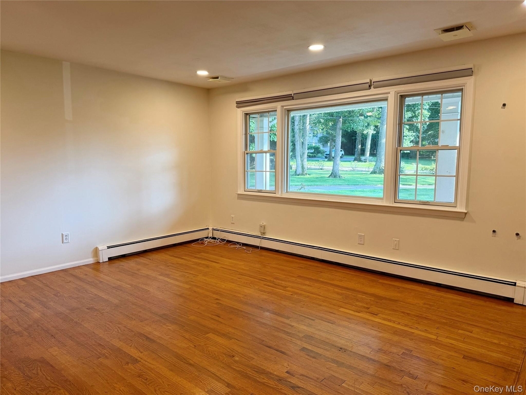 7 Gables Court - Photo 2