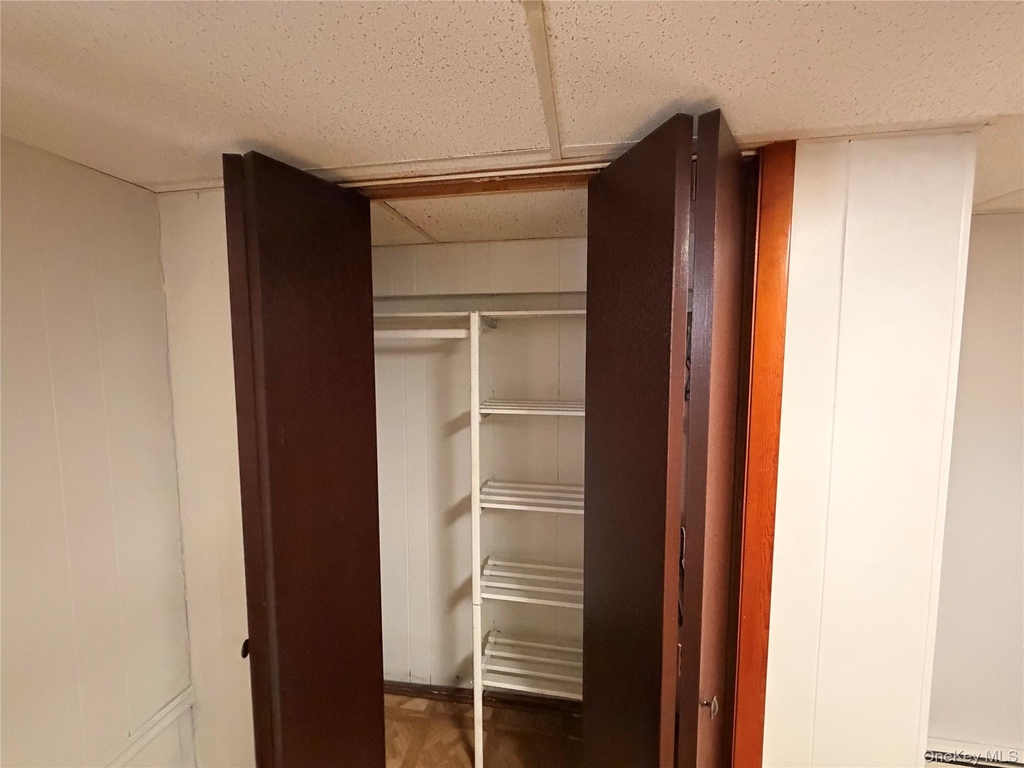 2518 South Avenue - Photo 11