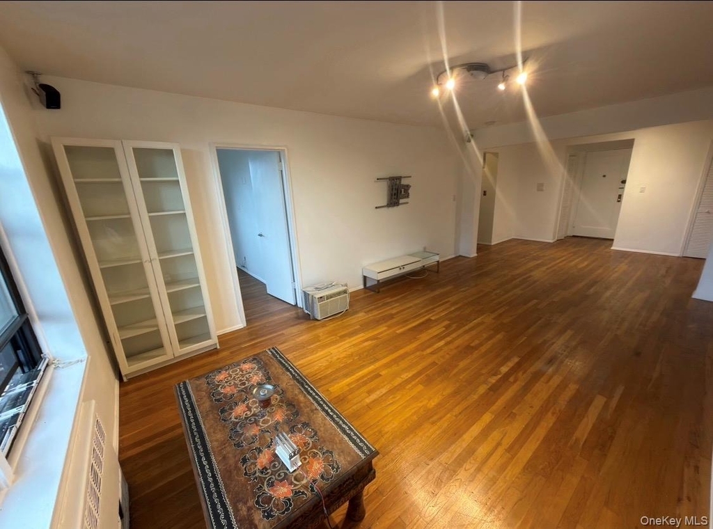 89-20 55th Avenue - Photo 4