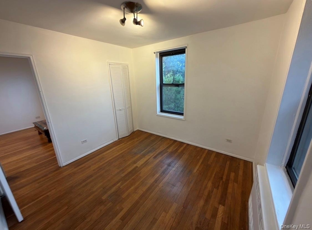 89-20 55th Avenue - Photo 3