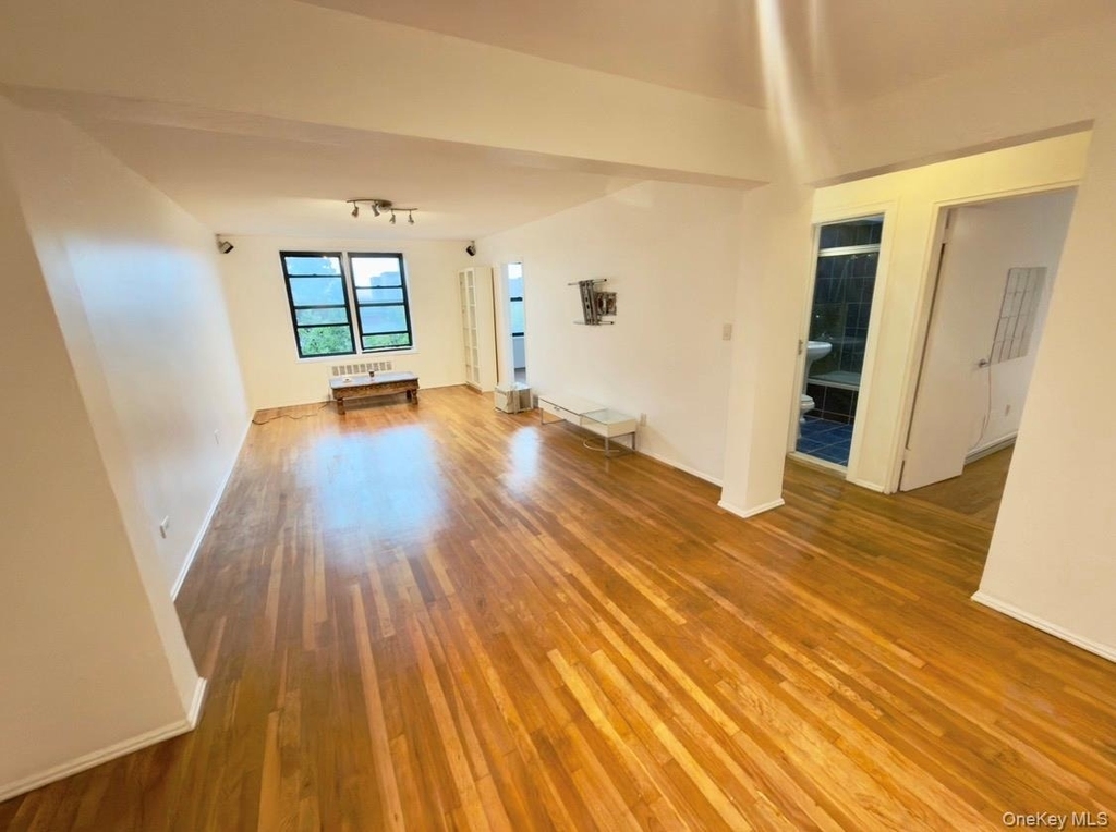 89-20 55th Avenue - Photo 9