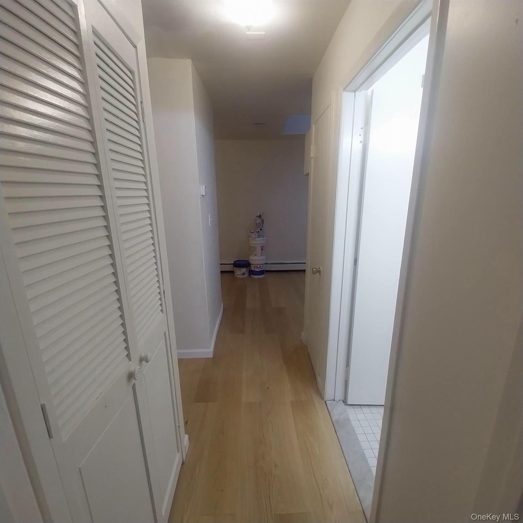 884 Nassau - Photo 13