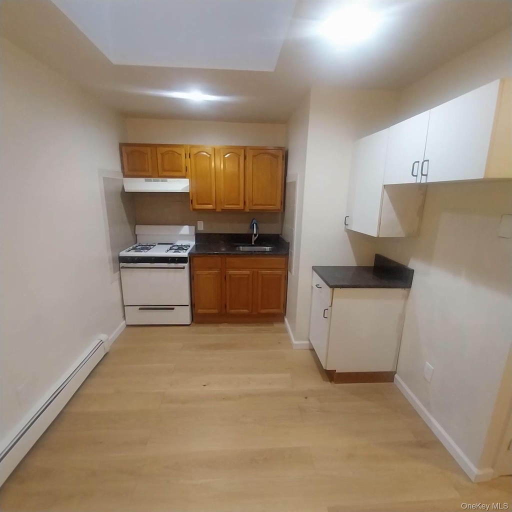 884 Nassau - Photo 12