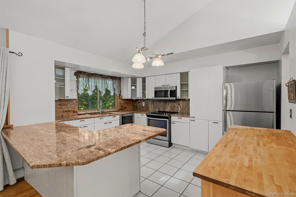 383 Rt 32 - Photo 16