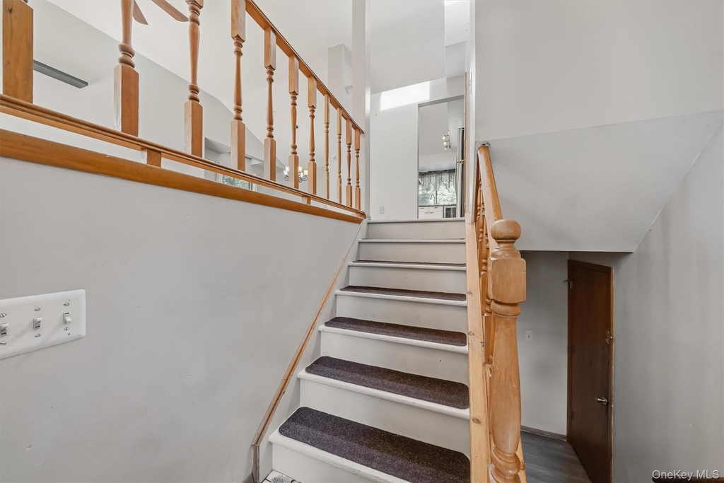 383 Rt 32 - Photo 6