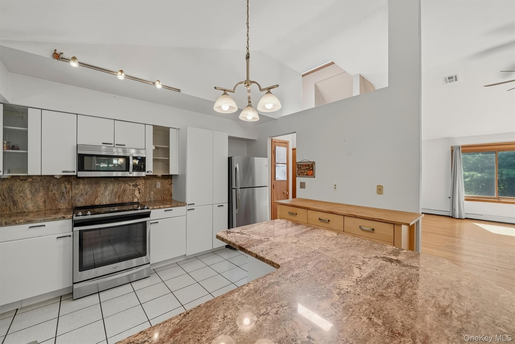 383 Rt 32 - Photo 17