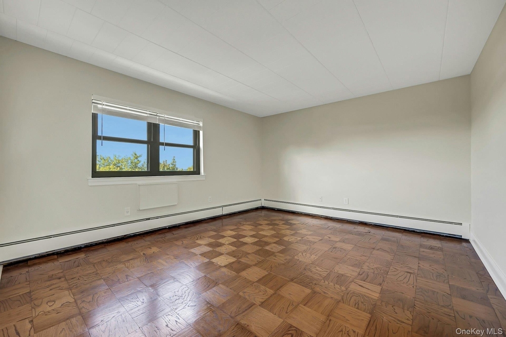 505 White Plains Road - Photo 12
