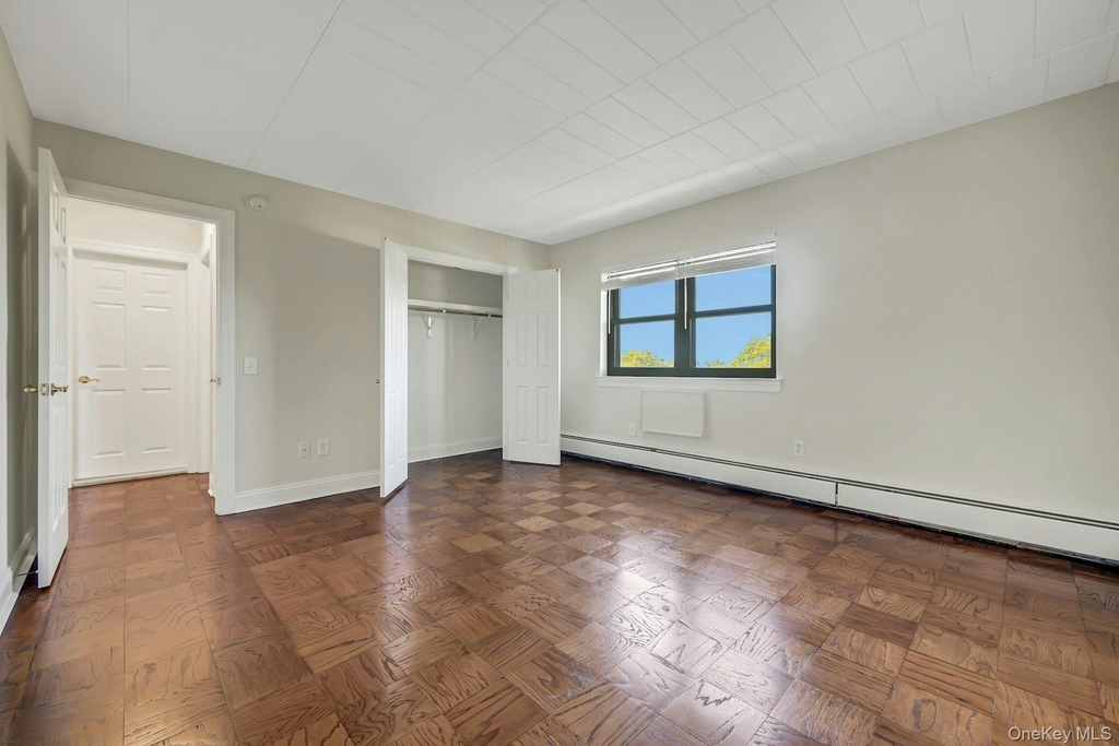 505 White Plains Road - Photo 13