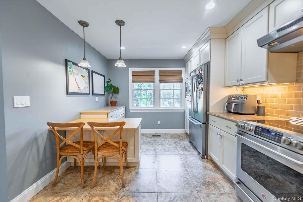 16 Pine Street - Photo 12