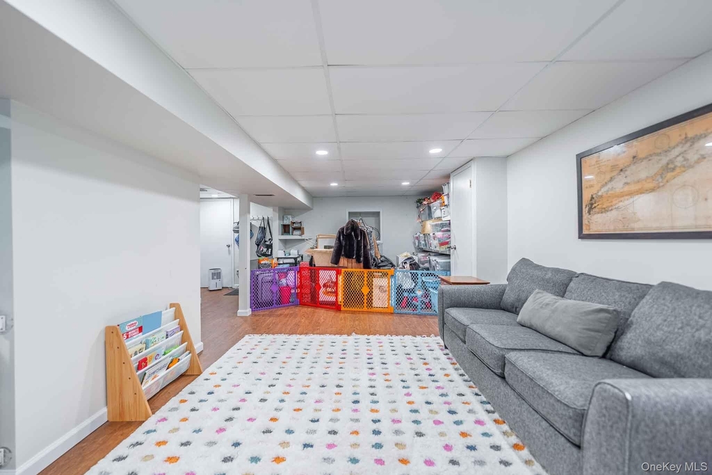 16 Pine Street - Photo 24