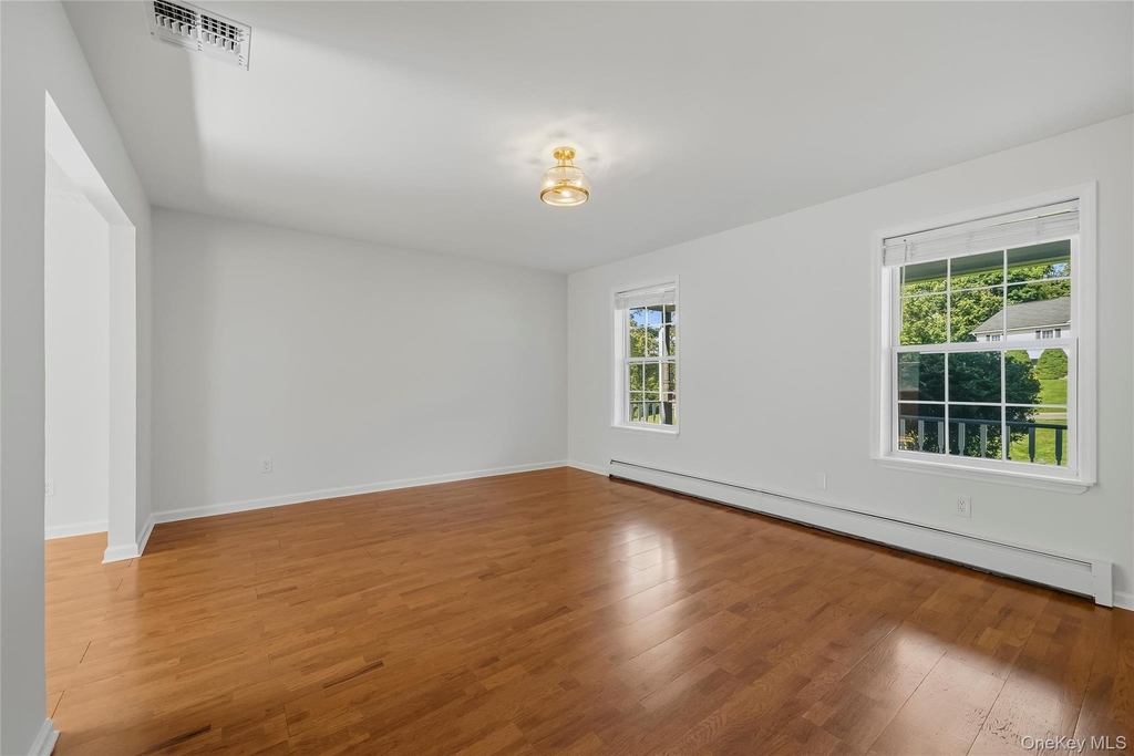 35 Cunningham - Photo 9