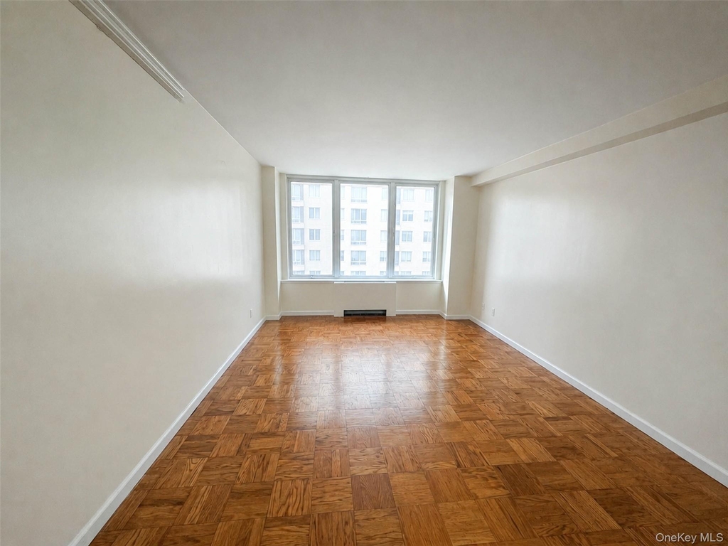 61-20 Grand Central Parkway - Photo 1