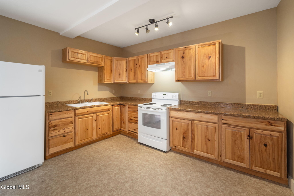 108 Division Street - Photo 10