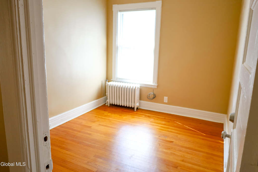 475 Hamilton Street - Photo 8