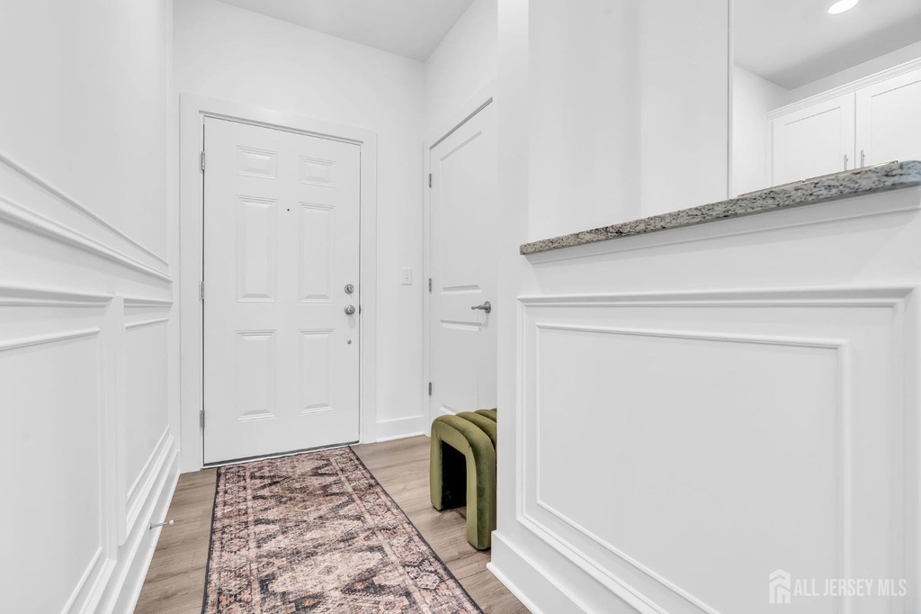 917 Vanderbergh Boulevard - Photo 0