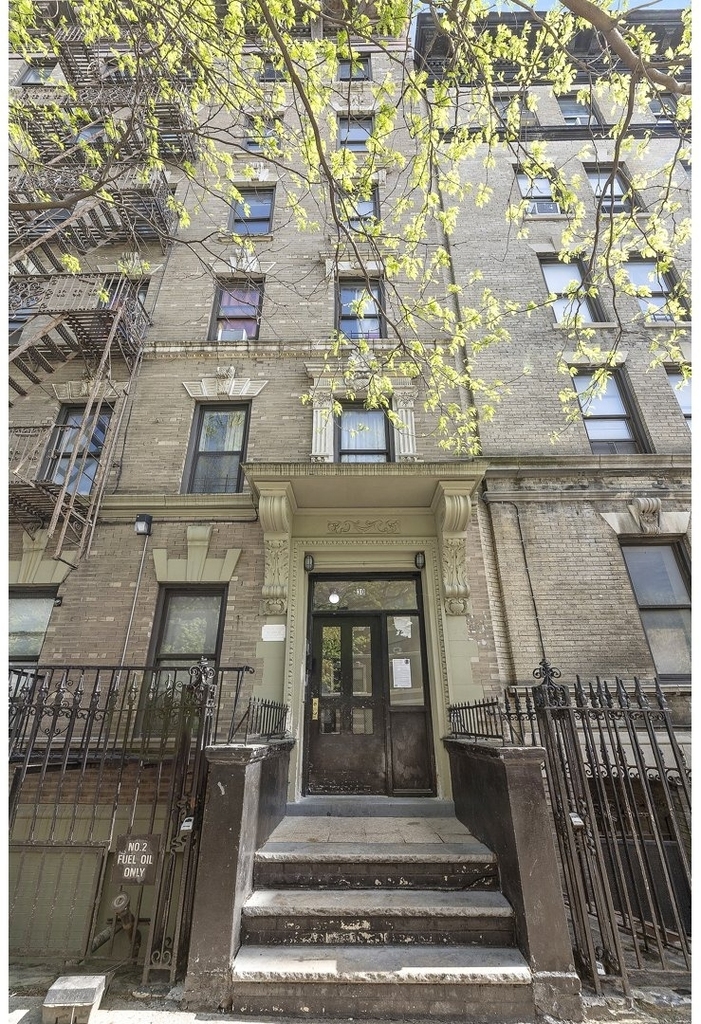 30 Macombs Place - Photo 5