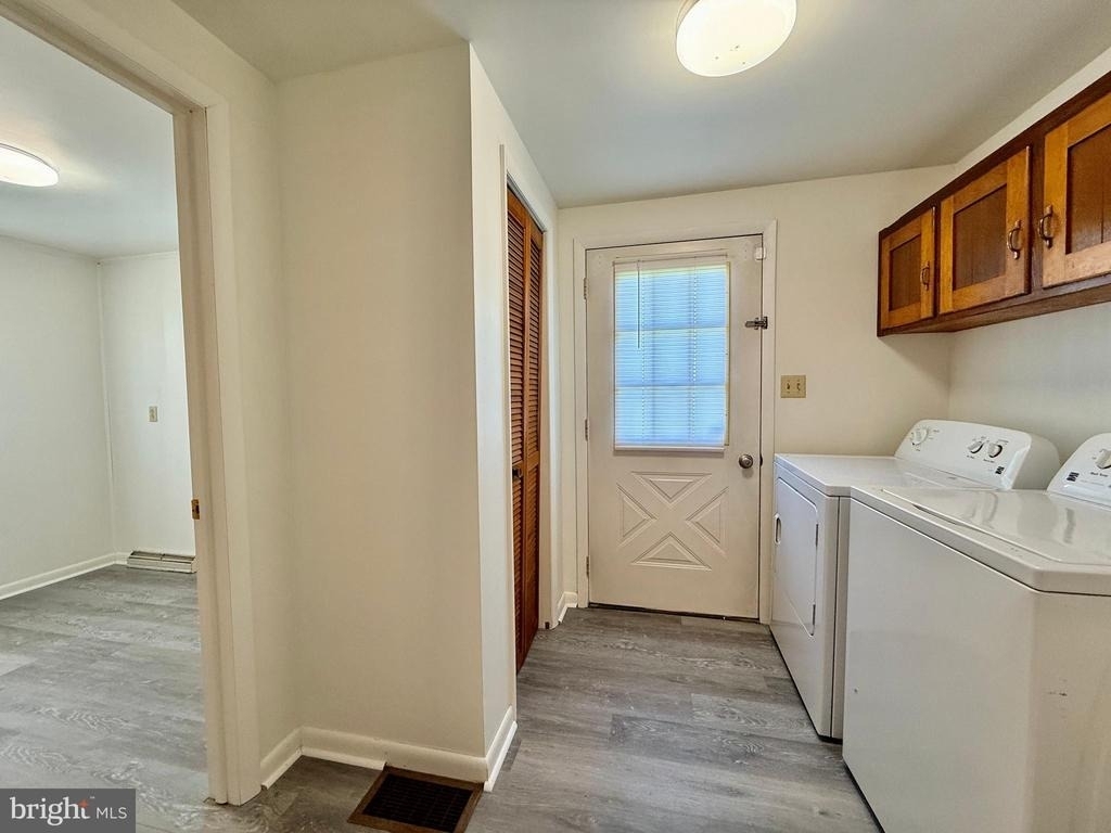 225 E 2nd Avenue - Photo 15
