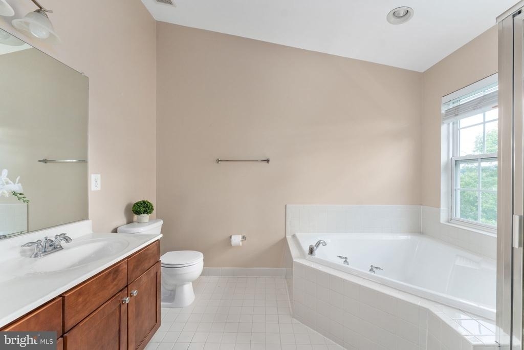 132 Executive Circle - Photo 45