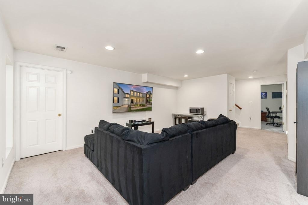 132 Executive Circle - Photo 50