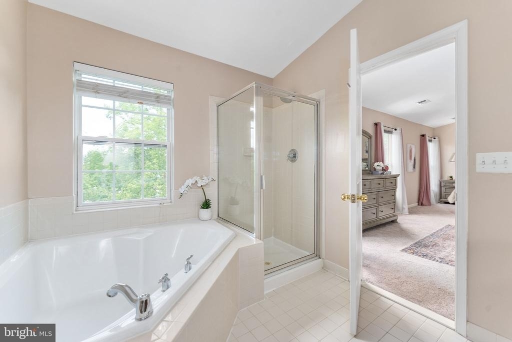132 Executive Circle - Photo 53