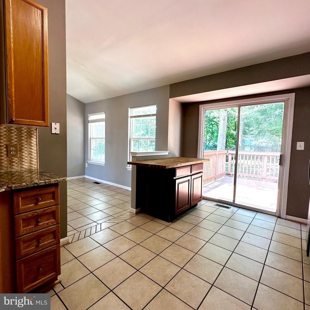 8 Scarborough Court - Photo 6