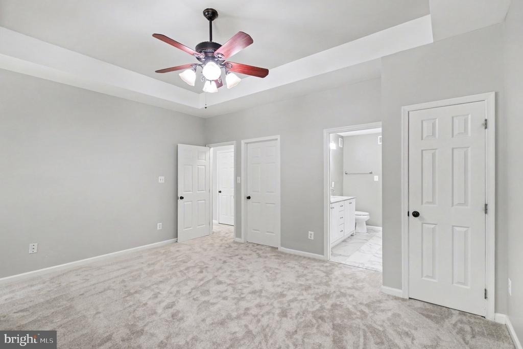 3915 Carlyle Court - Photo 13