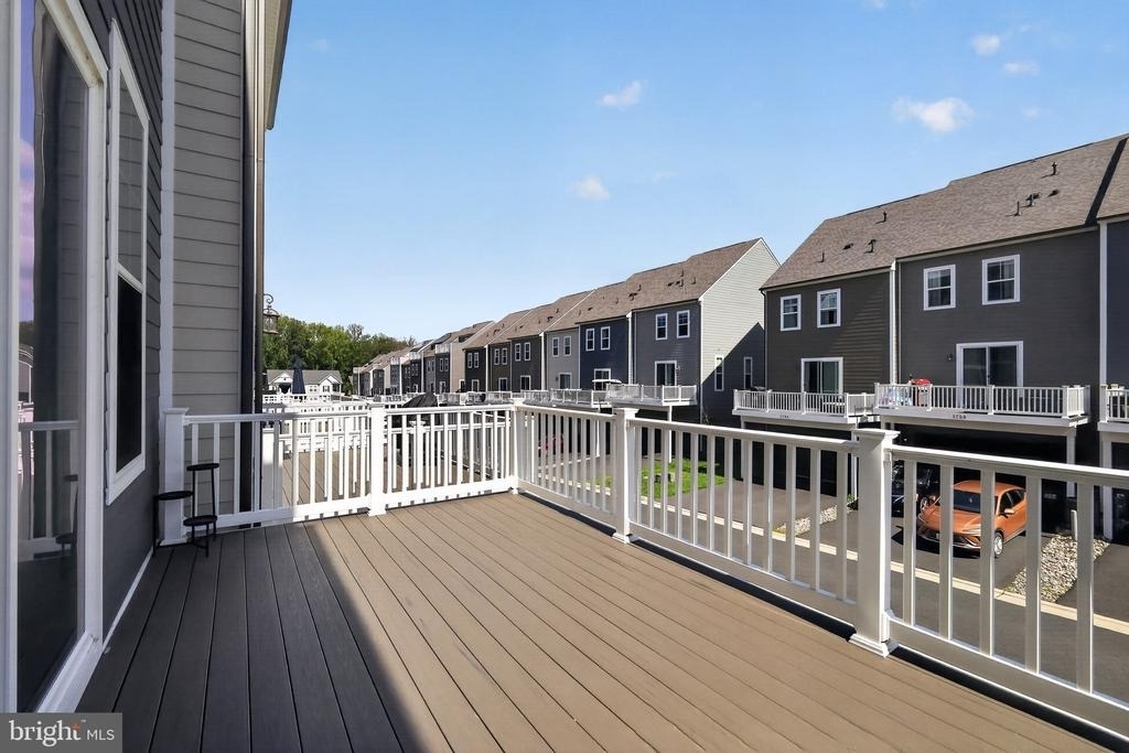 1743 Autumn Maple Leaf Drive - Photo 17