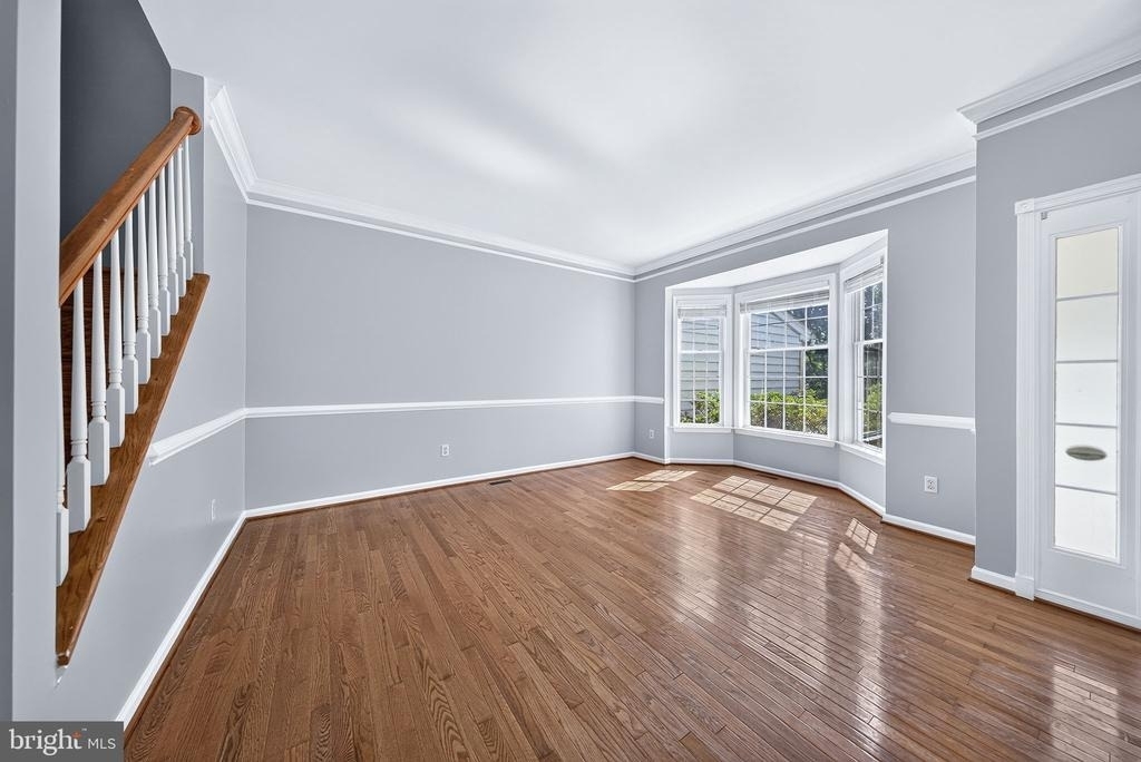 5602 Wheelwright Way - Photo 4