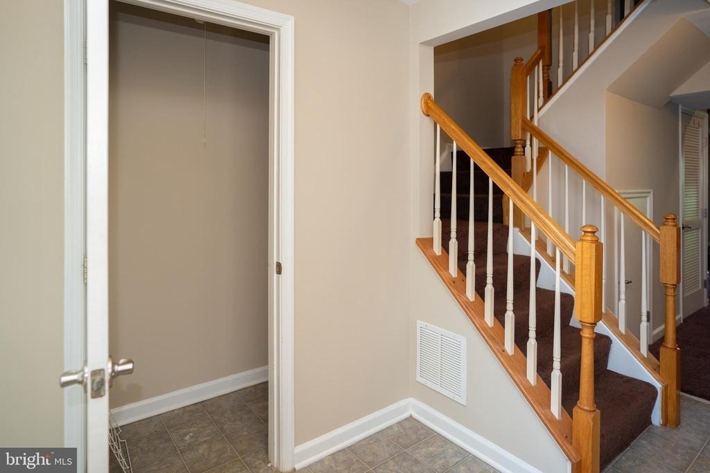 10246 Whitworth Lane - Photo 15