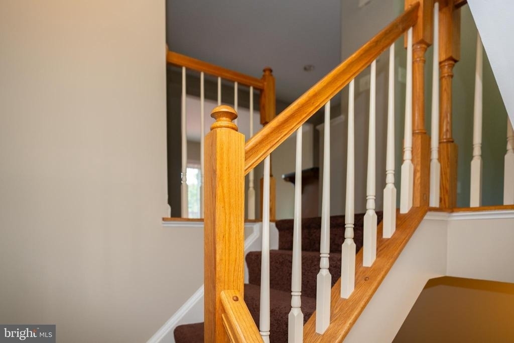 10246 Whitworth Lane - Photo 17