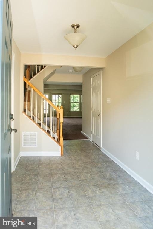 10246 Whitworth Lane - Photo 3