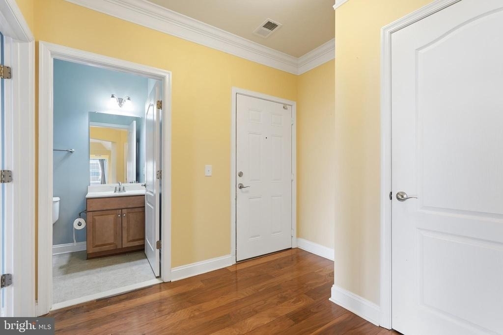 9202 Charleston Drive - Photo 10