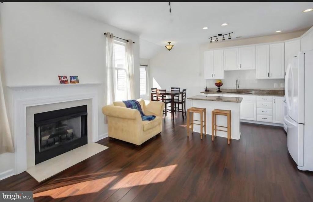 43775 Clemens Terrace - Photo 2