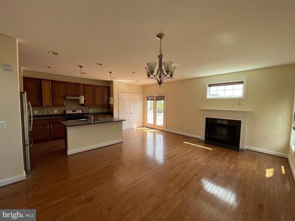 42751 Puller Terrace - Photo 12