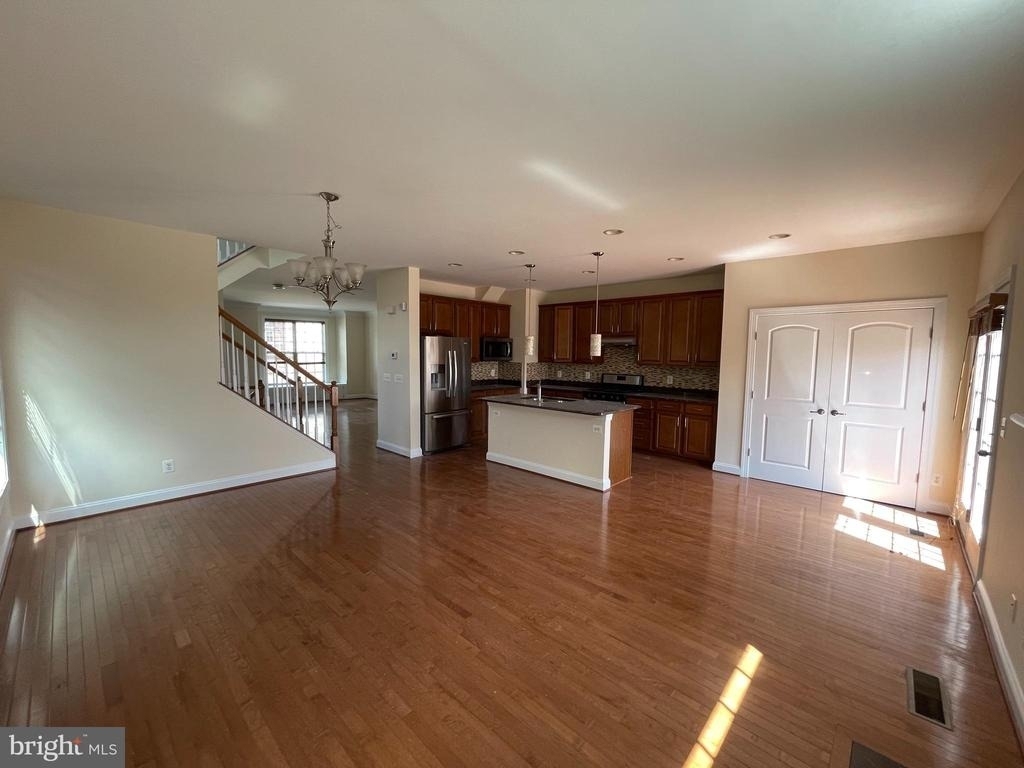 42751 Puller Terrace - Photo 11