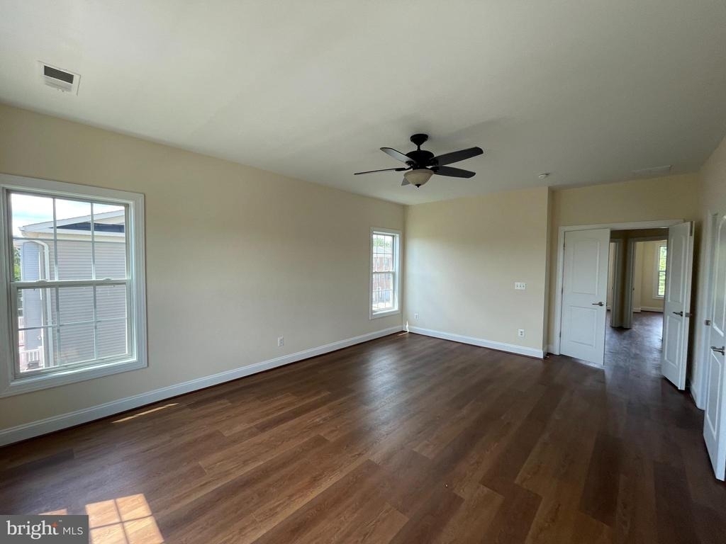 42751 Puller Terrace - Photo 19