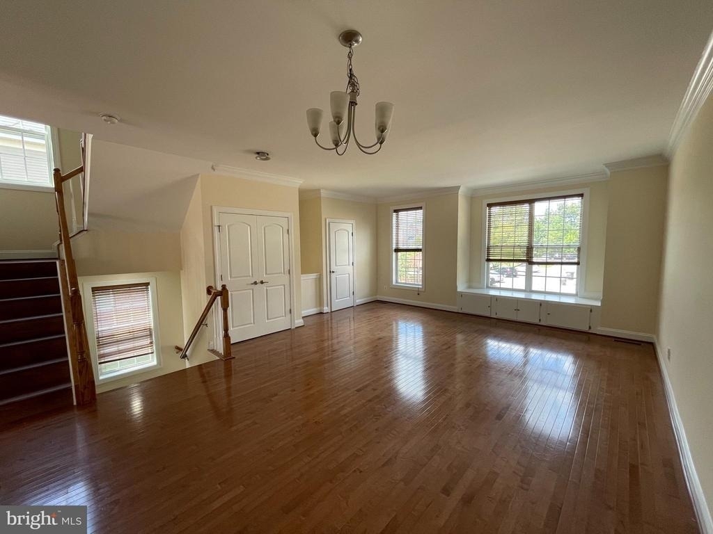 42751 Puller Terrace - Photo 7